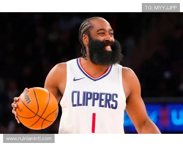 詹姆斯哈登场上场下全面解析从数据到影响力的深度观察