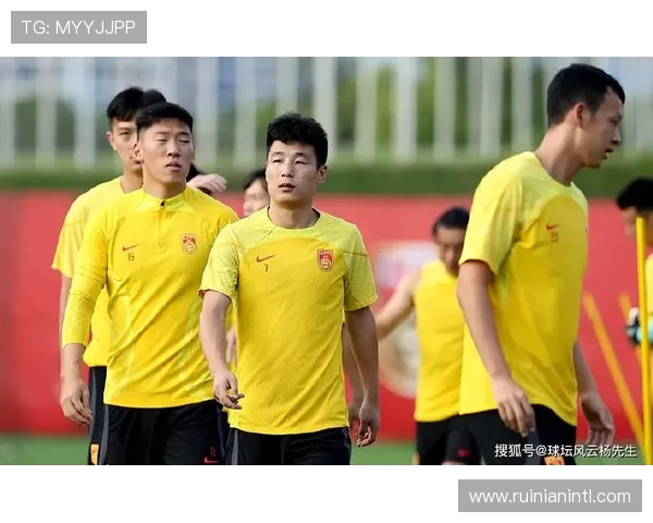 张琳芃领衔中国足球新时代 捷报频传为球队注入新活力 张琳芃领衔中国足球新时代 捷报频传为球队注入新活力