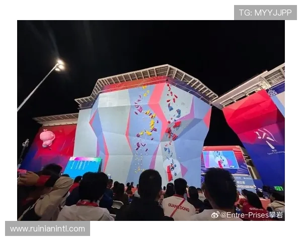 广州攀岩队在全国攀岩配合排行榜中荣获第七名的佳绩