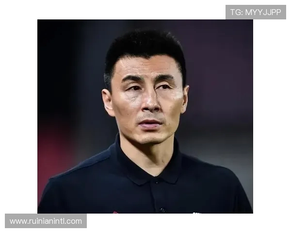 李玮锋执教经历与球员生涯转型发展深度解析与未来方向展望 李玮锋执教经历与球员生涯转型发展深度解析与未来方向展望